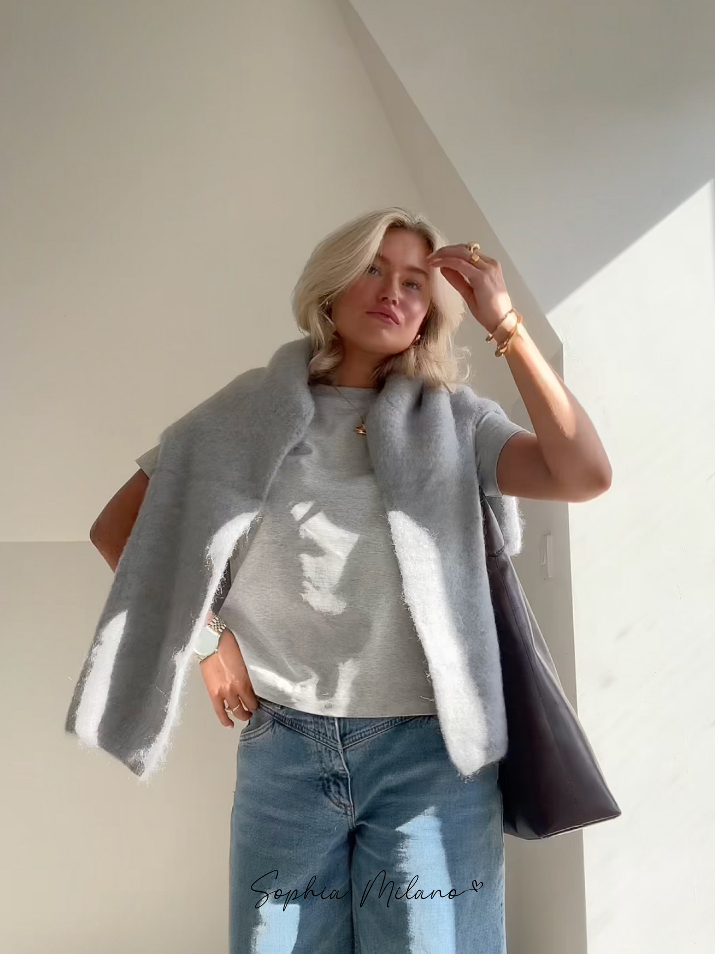 Amara| Viral Crewneck sweater