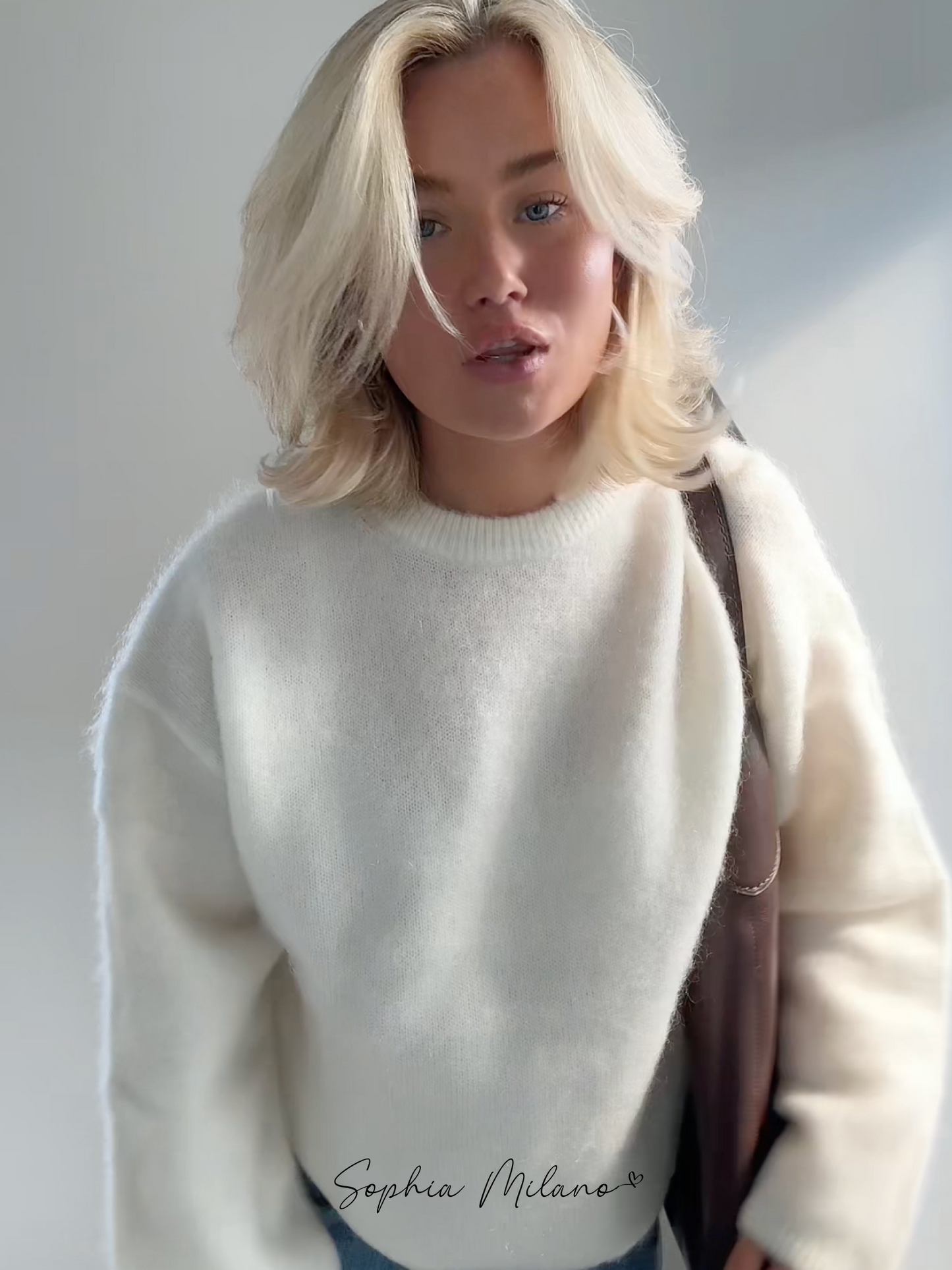 Amara| Viral Crewneck sweater