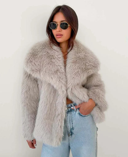 Elegante faux fur jas