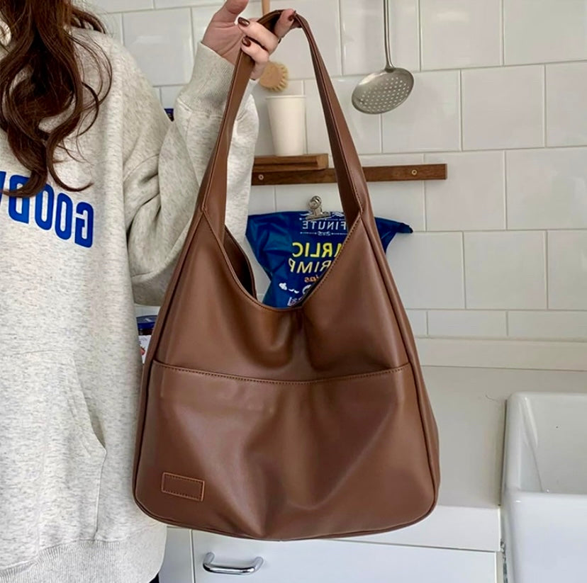 Maya shoulder bag